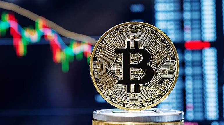 Стоит ли инвестировать в криптовалюту этим летом